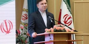 مختصصان گیلانی به مبارزه گیاه سنبل آبی رفتند