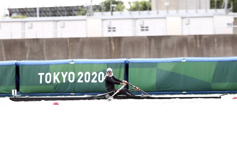 المپیک ۲۰۲۰ توکیو| هدیه توماس باخ به بانوی قایقران ایران + تصاویر