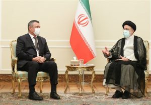 آیتالله رئیسی: برقراری تعامل گسترده با کشورهای همسایه از اصول اولیه سیاست خارجی دولت ایران است